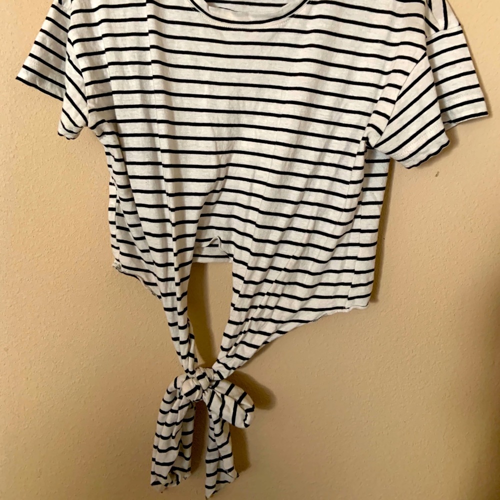 XHiliration striped tank